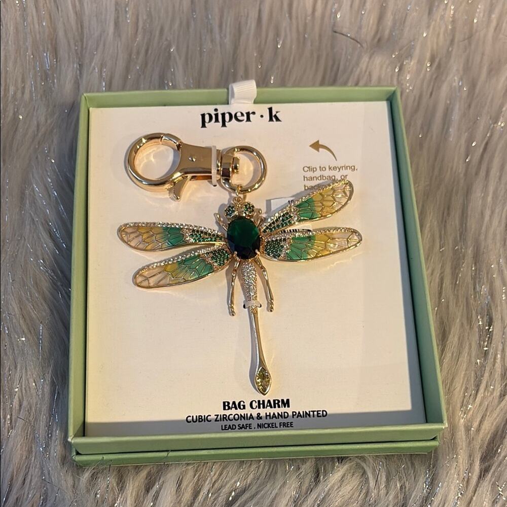 BNWT Viral Piper K Dragonfly Bag Charm in Gift Box - Picture 2 of 5